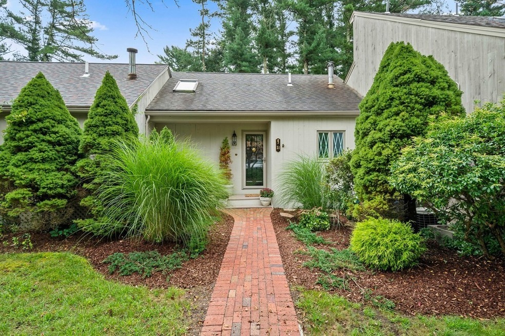 31 Trout Farm Ln, Duxbury, MA 02332 - photo 1