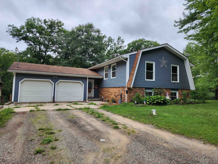 5420 E Townline Lake Rd, Harrison, MI 48625 - photo 1