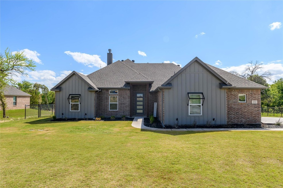 232 Scenic Wood Dr, Azle, TX 76020 - photo 1
