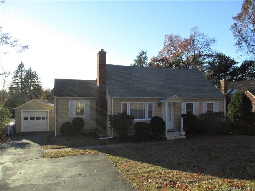 98 Greenwood Dr, Manchester, CT 06042 - photo 1