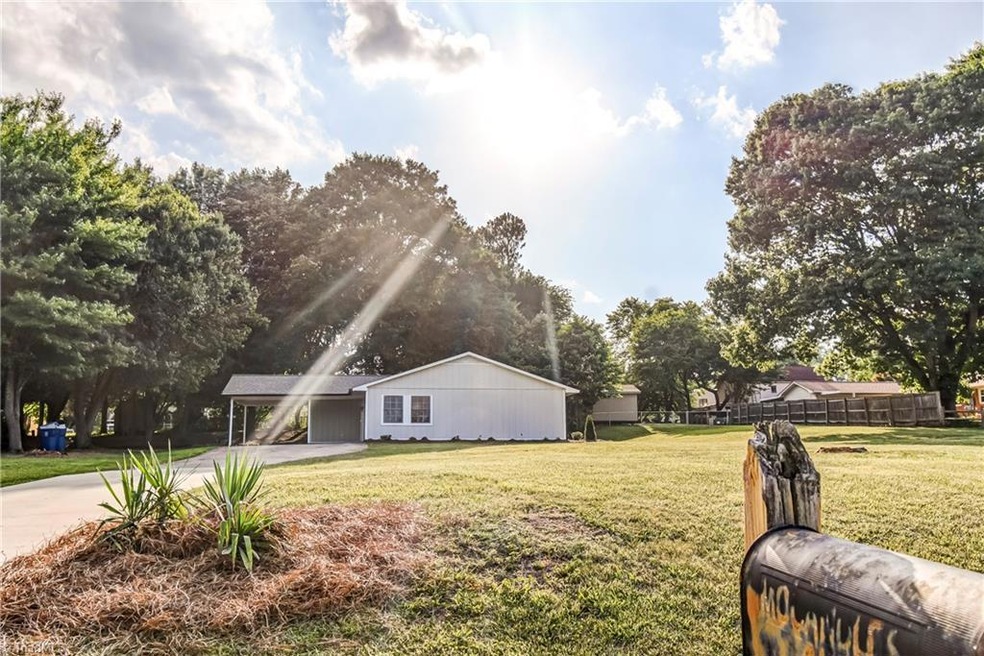 4902 Newkirk Dr, Greensboro, NC 27407 - photo 1