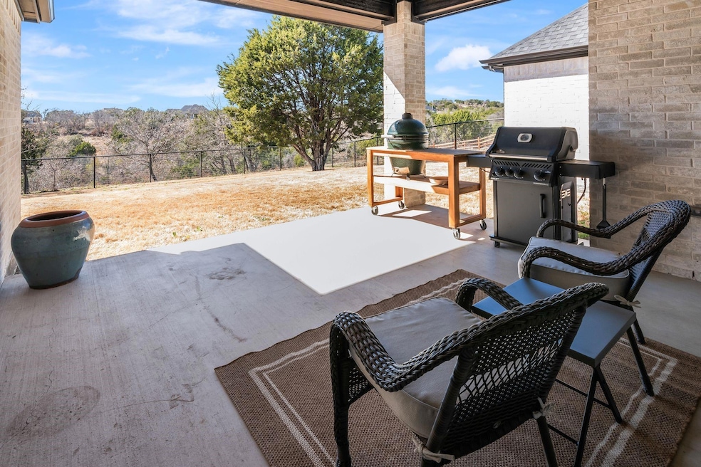 1074 Kingsley Ct, Weatherford, TX 76087 - photo 1