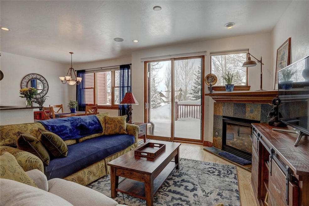 Sold $1,091,000 • Co-Listing Agent