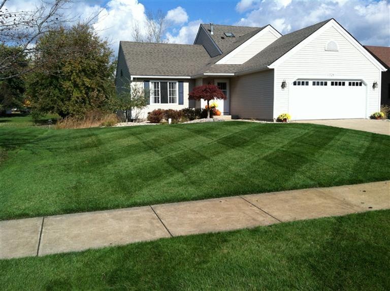 7725 Westminster Dr SW, Byron Center, MI 49315 - photo 1