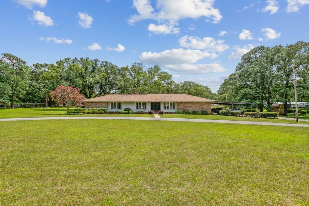 2441 Bonanza Dr, Cantonment, FL 32533 - photo 1