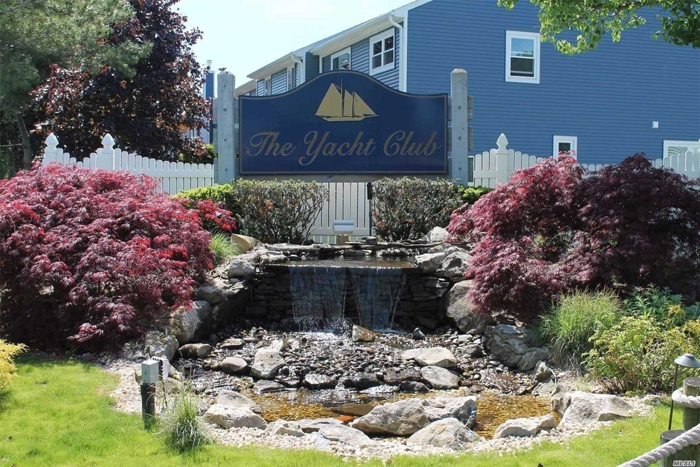 100 Baker Ct unit 27, Island Park, NY 11558 - photo 1