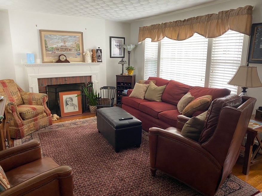 58 Grove St unit 1, Belmont, MA 02478 - photo 1