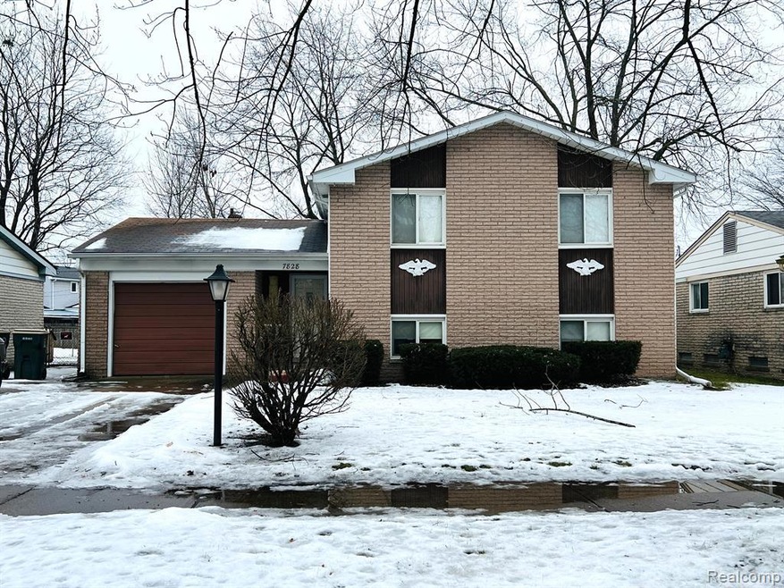 7828 Kaiser- Welcome Home!