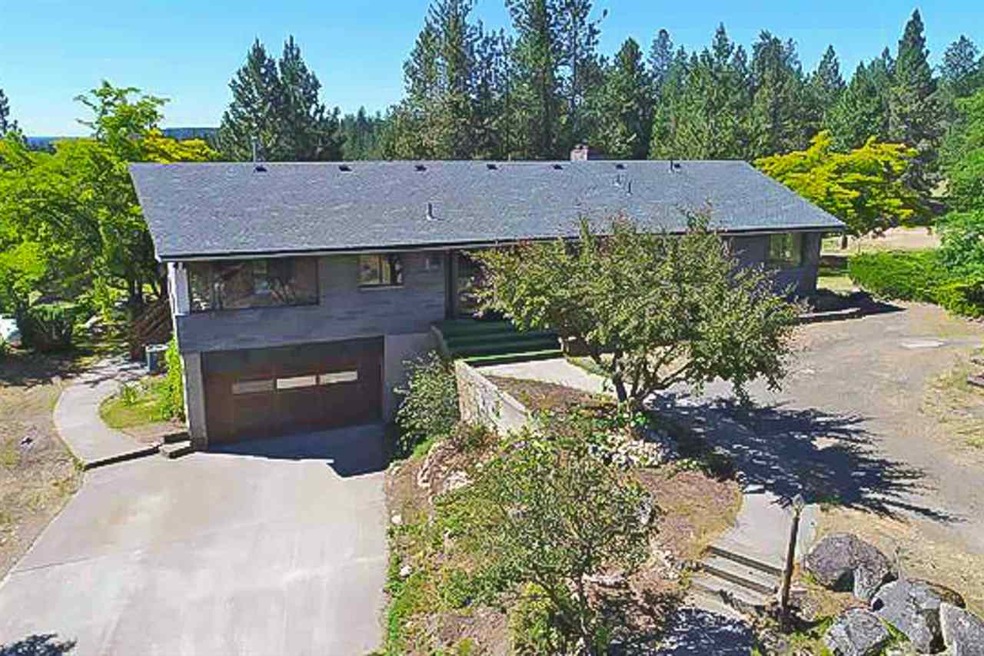 15815 N Hazard Rd, Spokane, WA 99208 - photo 1