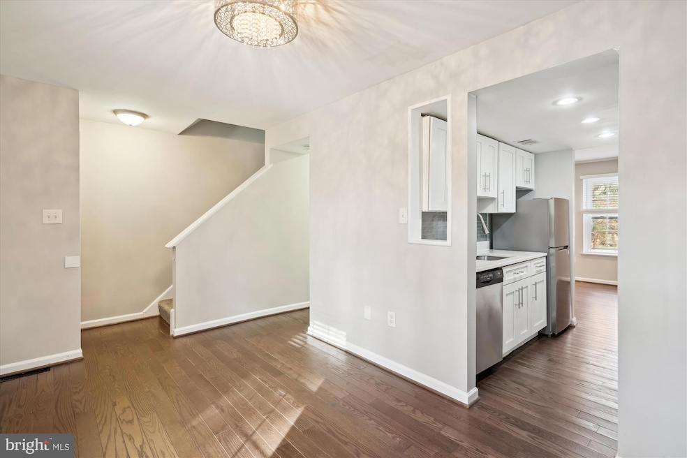 9148 Lambskin Ln, Columbia, MD 21045 - photo 1