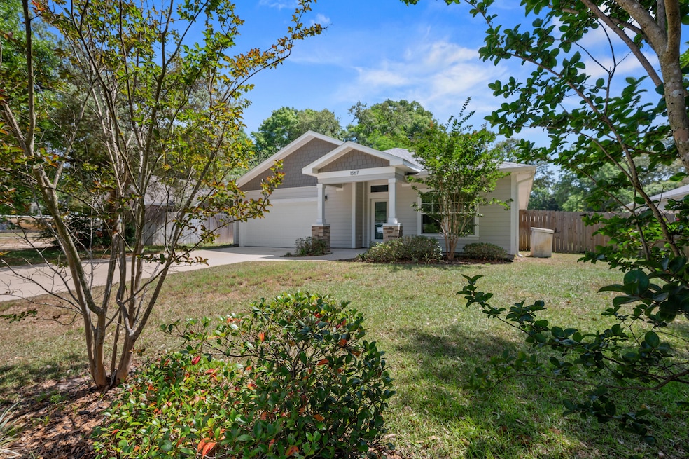 1567Hickory-5