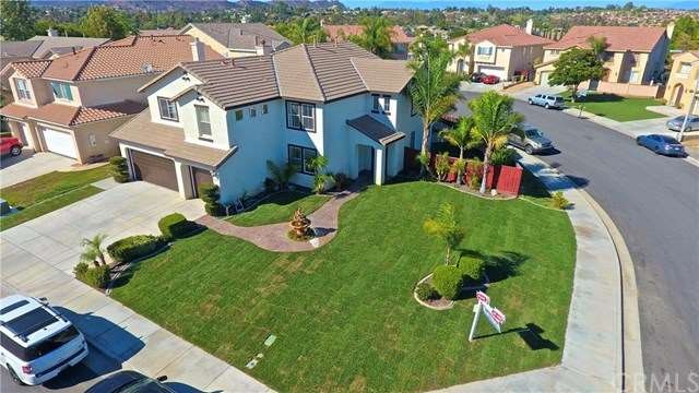 Corner lot home at end of cul d sac, low traffic n