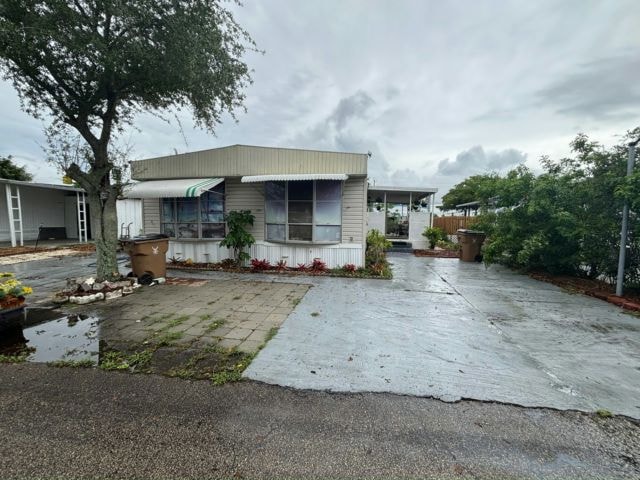 4911 NW 1st Way unit 523, Pompano Beach, FL 33064 - photo 1