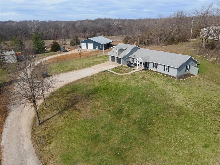 14599 158th St, Bonner Springs, KS 66012 MLS HMS2475783