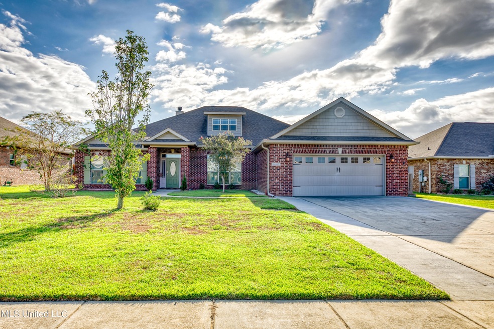 10302HunterRd-7