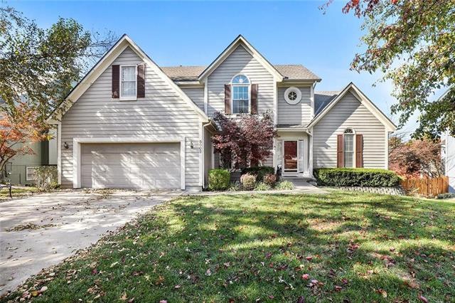 5002 Mccoy St, Shawnee, KS 66226 - photo 1