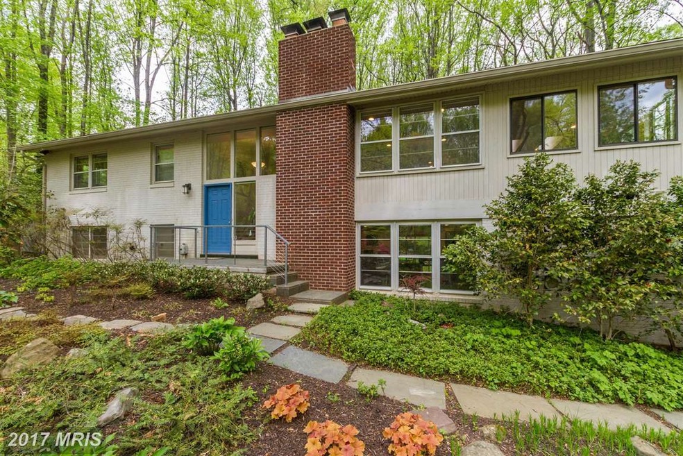 11009 Fawsett Rd, Potomac, MD 20854 - photo 1