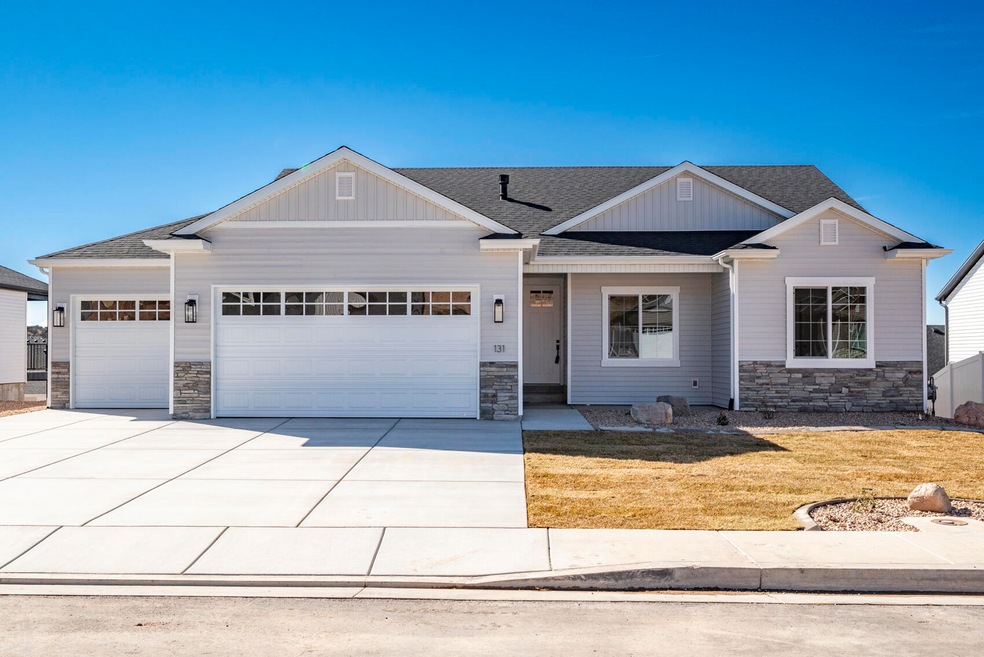131 N Strathmore Ln
