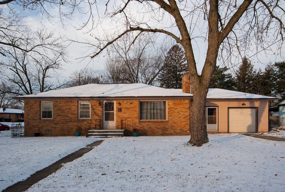 3423 Badger Ave (1 of 27)