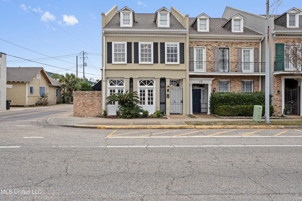 133 Reynoir St unit 1, Biloxi, MS 39530 - photo 1