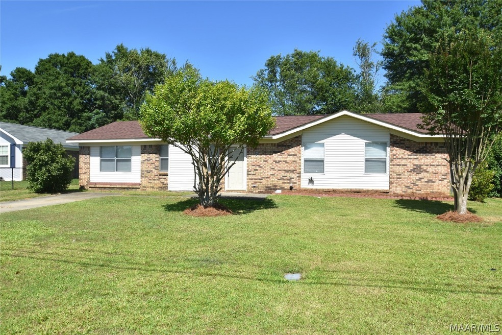 2605 Robindale Dr, Dothan, AL 36305 - photo 1