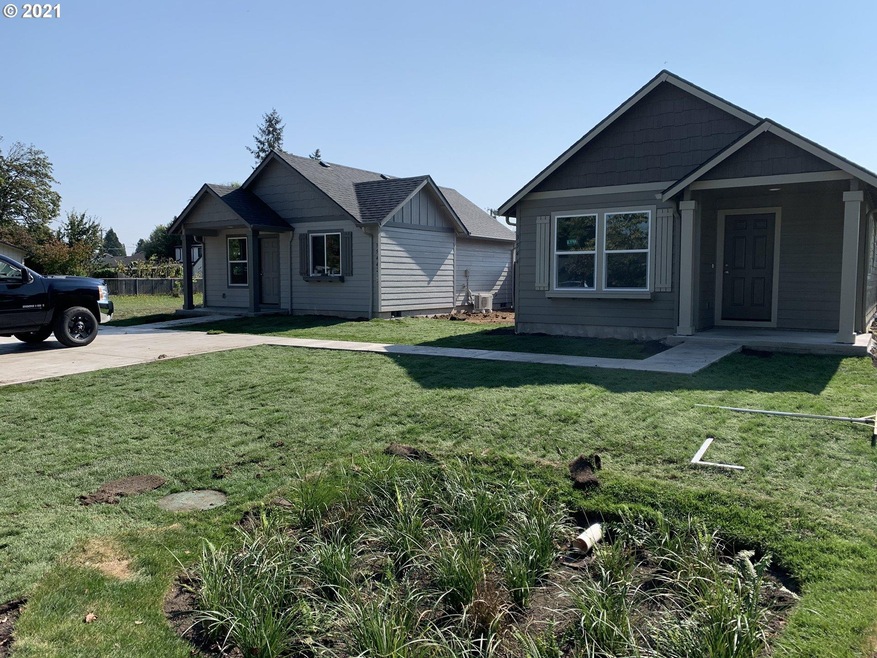 3544 Hickory Ave, Eugene, OR 97401 - photo 1