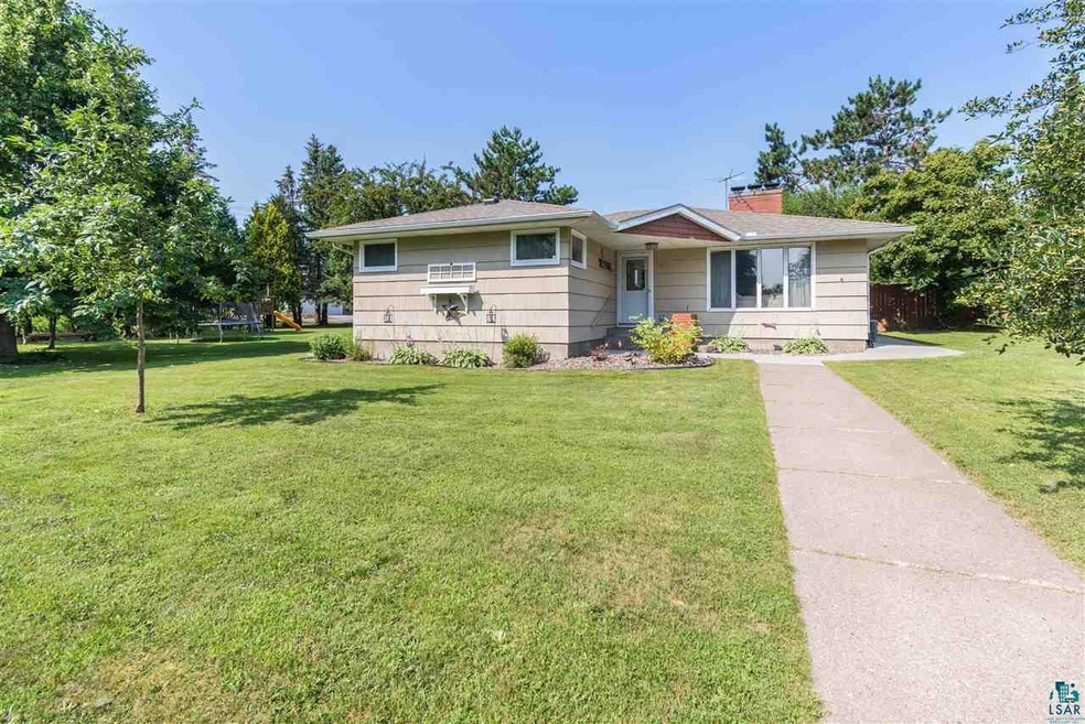 817 Geihan Way, Cloquet, MN 55720 - photo 1