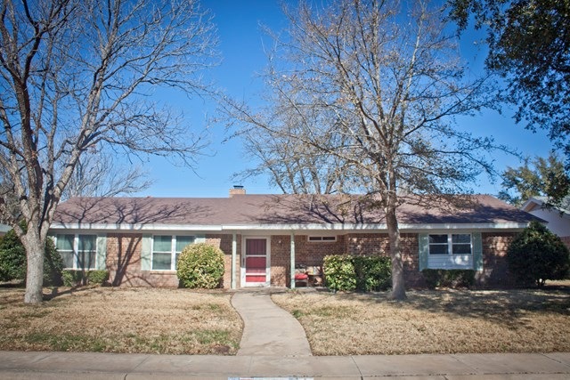 2812 Stutz Dr, Midland, TX 79705 - photo 1