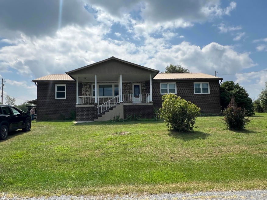 132 Eric Dr unit 132, Summersville, WV 26651 - photo 1