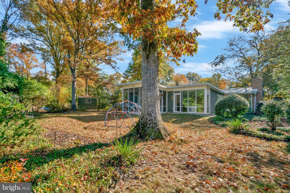 1942 Marthas Rd, Alexandria, VA 22307 - photo 1