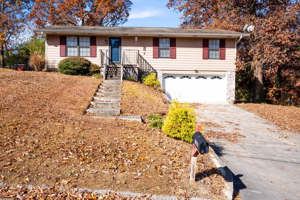 8231-Oak-St-MLS-Photos-1