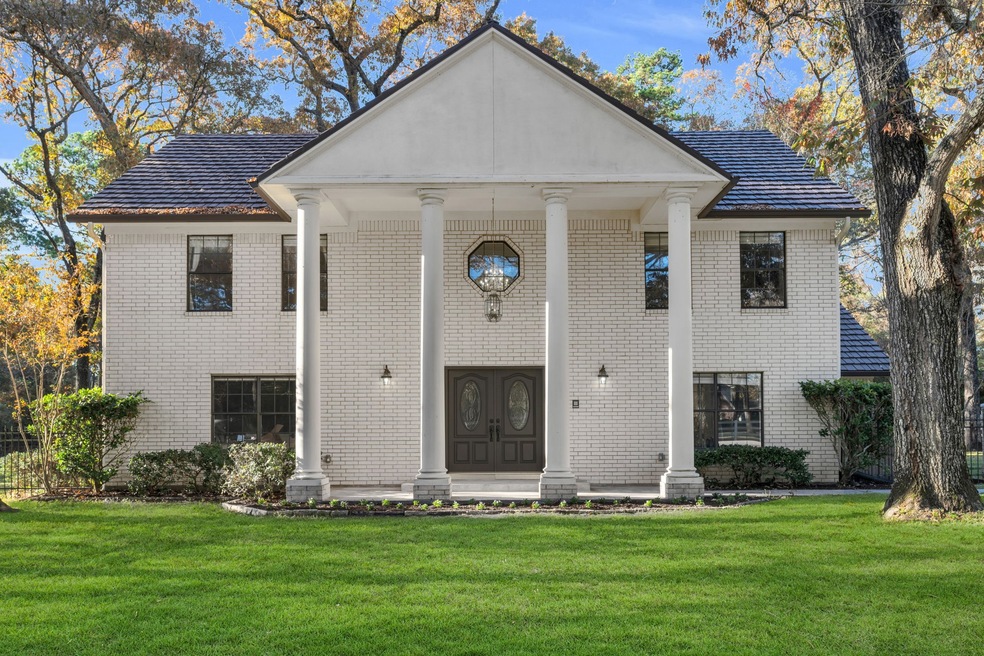 Gorgeous, stately home w/the option to buy 3,5 or 10 acres.