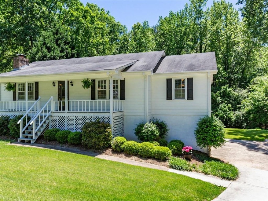 Front and right side of home.