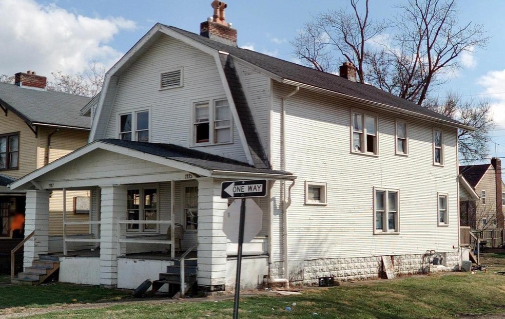1117-15 E. 20th Ave - front view