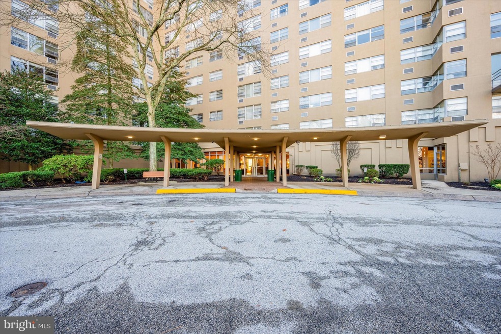 Radnor House unit 606, Bryn Mawr, PA 19010 - photo 1