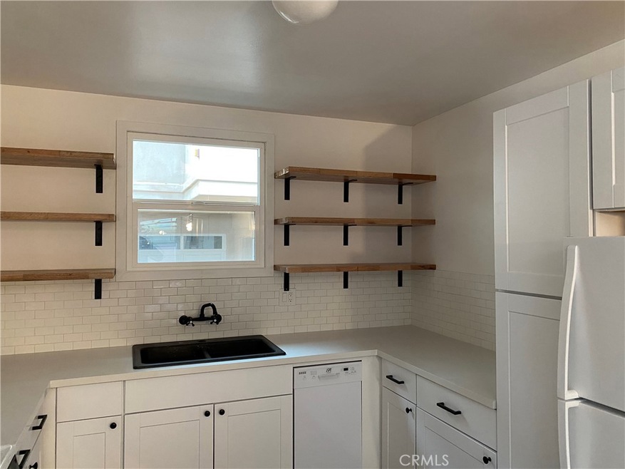 2210 Rockefeller Ln unit B, Redondo Beach, CA 90278 - photo 1