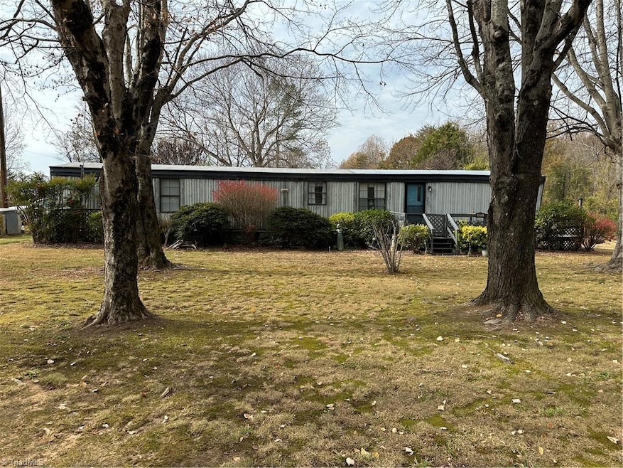 4832 Vienna Dozier Rd, Pfafftown, NC 27040 - photo 1