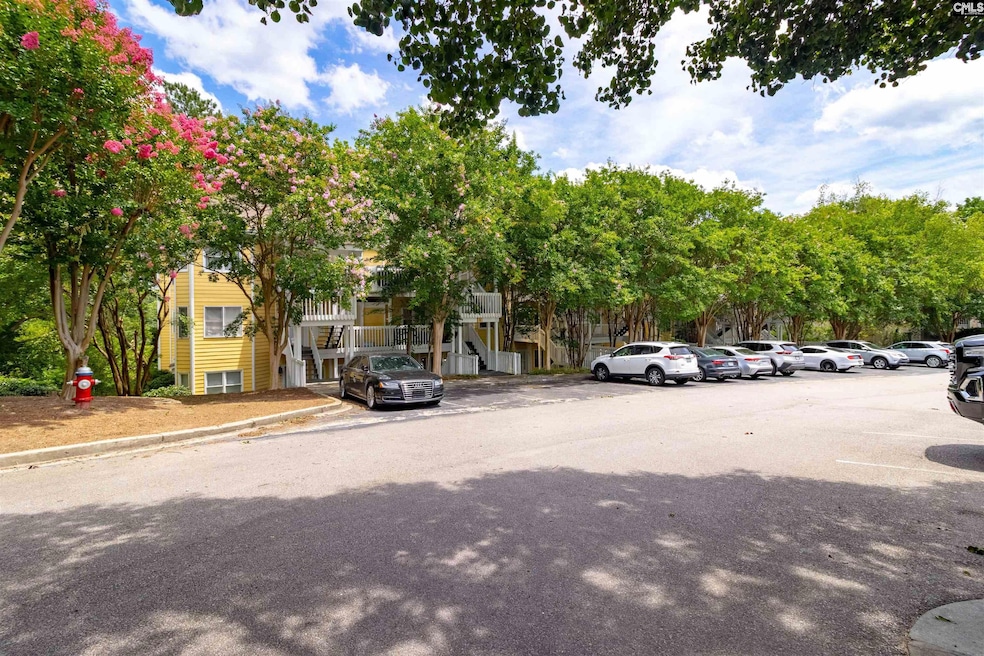 Pending $131,900 • Co-Listing Agent