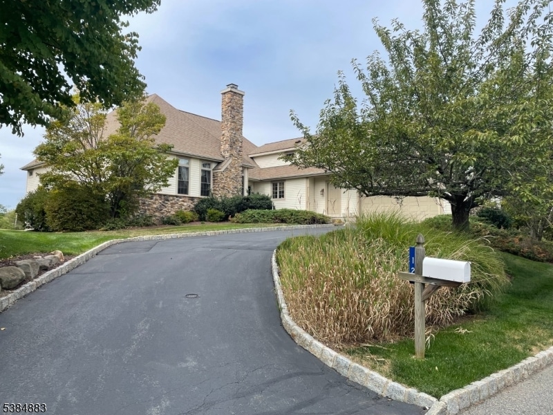 12 Seminole Ct unit 14, Newton, NJ 07860 - photo 1