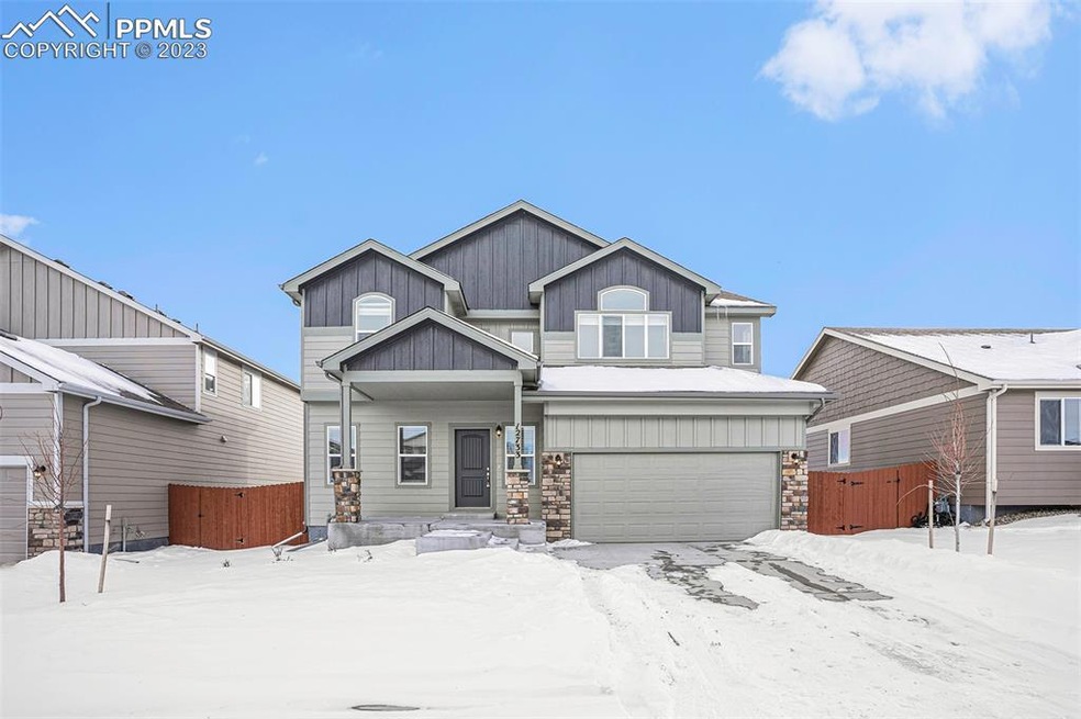 12733 Winding Glen Ln, Peyton, CO 80831 - photo 1