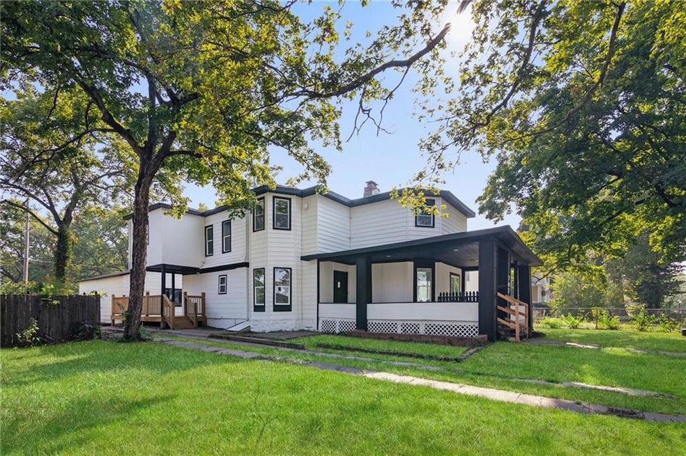 707 Main St, Osawatomie, KS 66064 - photo 1