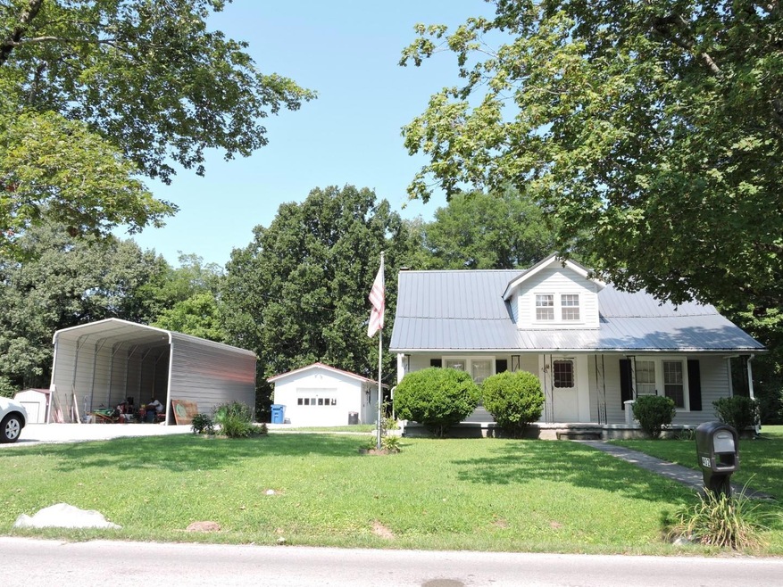 402 Oakdale St, Manchester, TN 37355 - photo 1