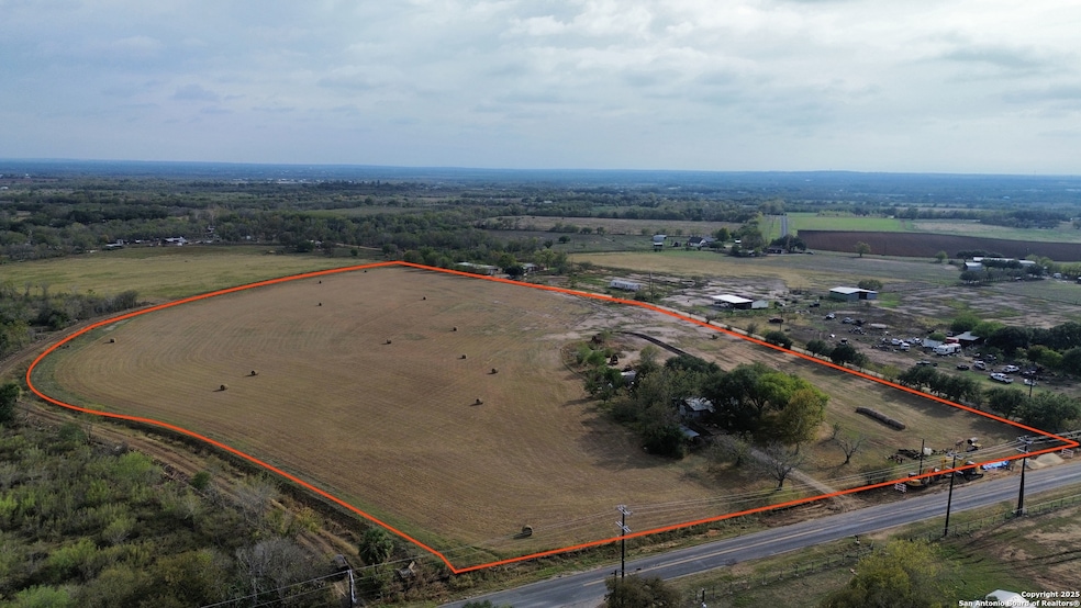 10620 Pearsall, Atascosa, TX 78002 - photo 1