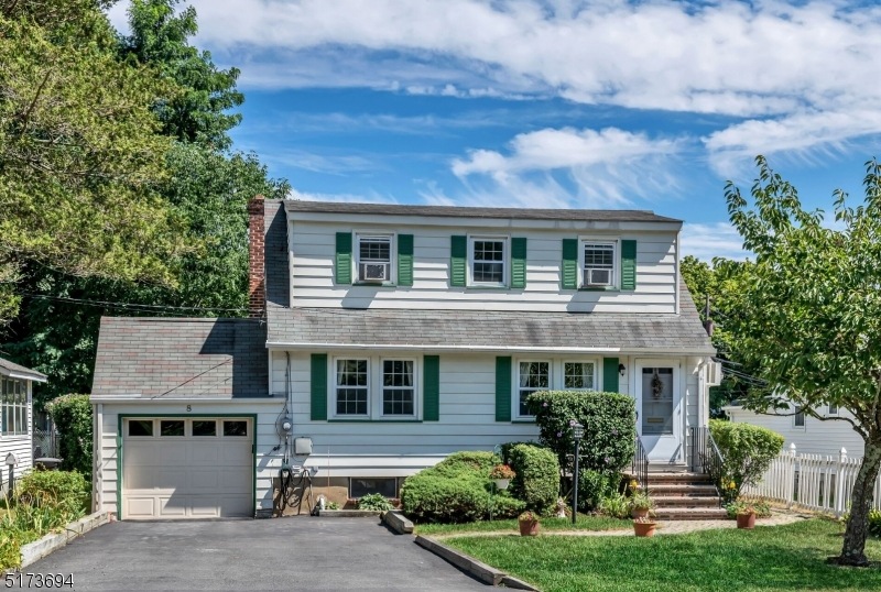 Sold $370,000 • Co-Listing Agent