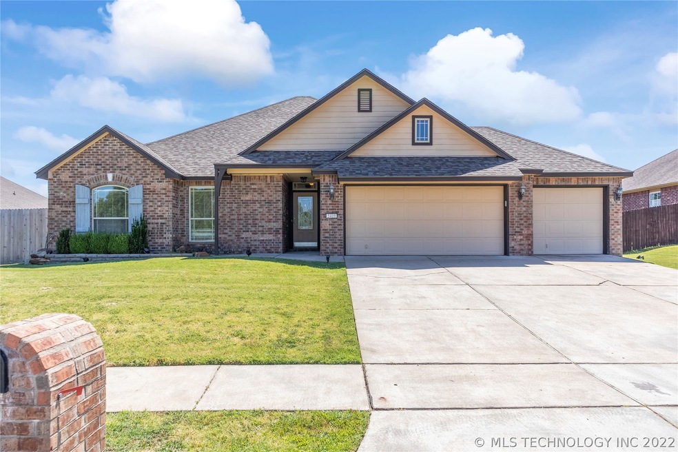 5409 N 31st St, Broken Arrow, OK 74014 - photo 1