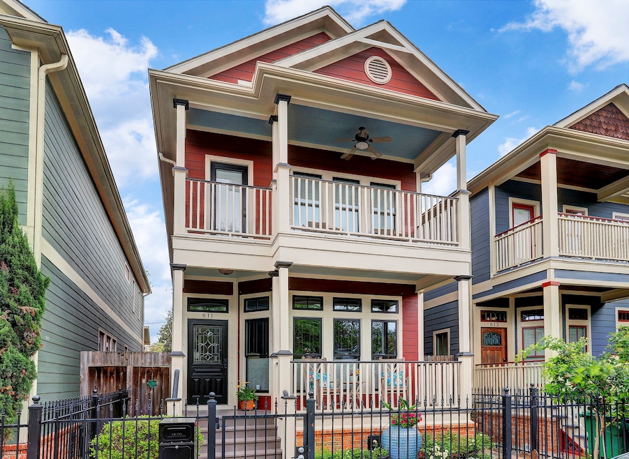 611 E 27th St, Houston, TX 77008 - photo 1