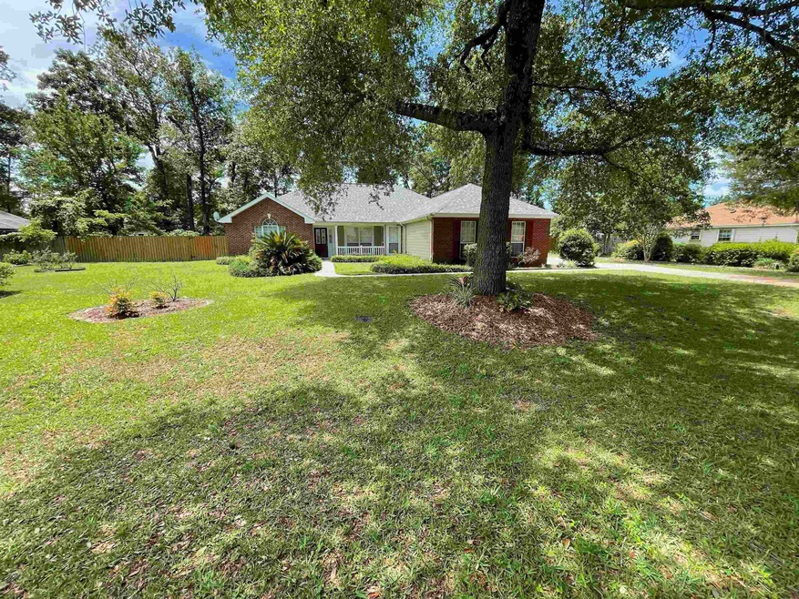 284 Duncan Dr, Crawfordville, FL 32327 - photo 1