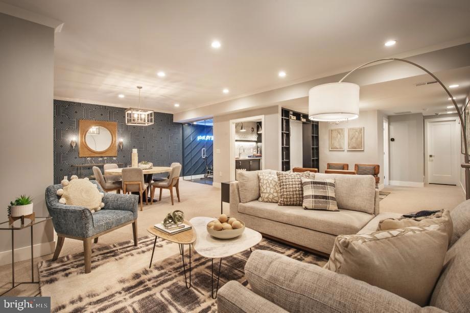 Pending $812,893 • Co-Listing Agent