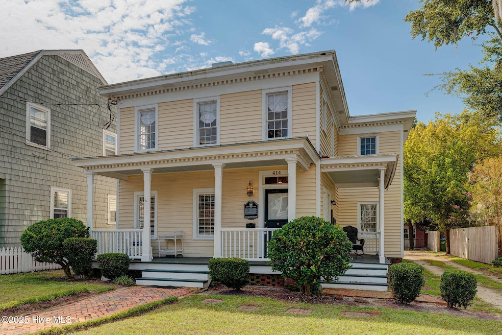 414 Orange St unit D, Wilmington, NC 28401 - photo 1