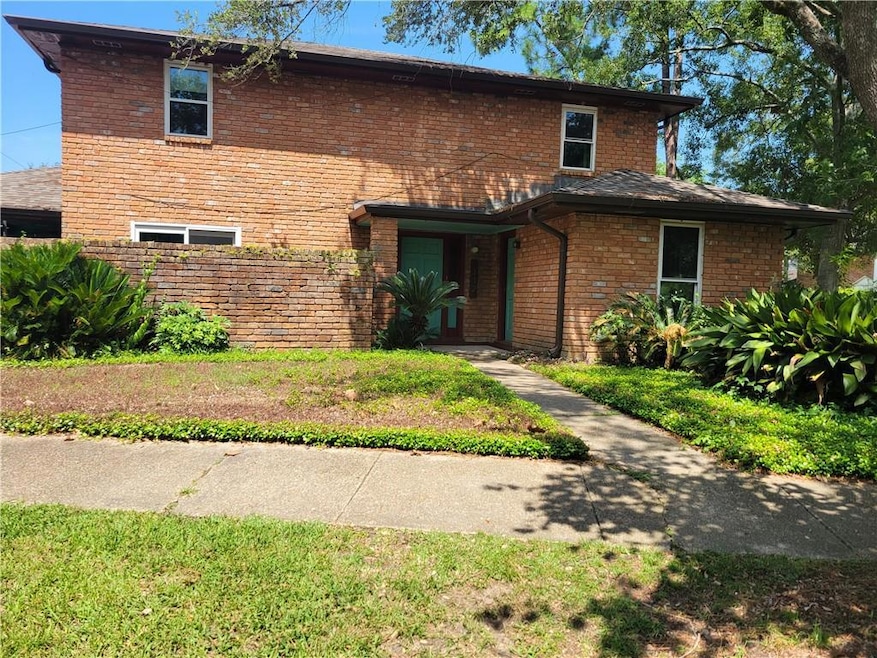 112 Hazel Dr, River Ridge, LA 70123 - photo 1